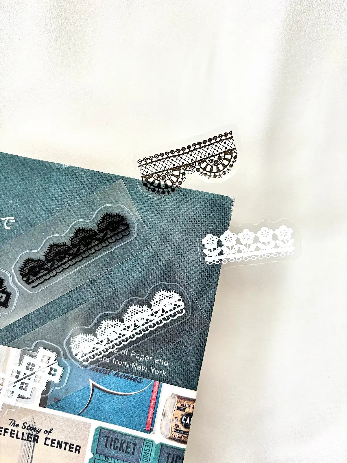 Pion - Lace - Pet Tape